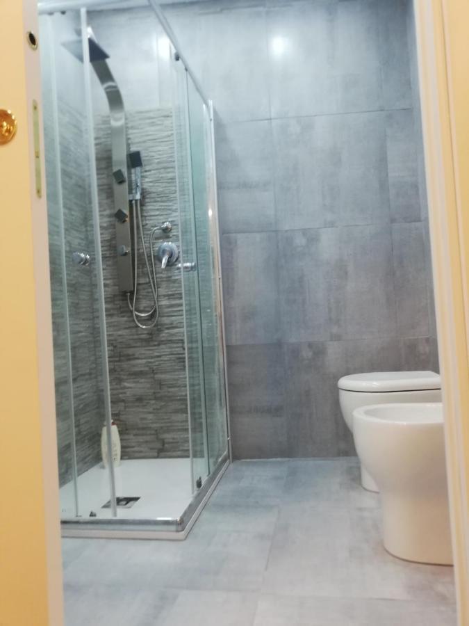 Emily House Apartment คาตาเนีย ภายนอก รูปภาพ